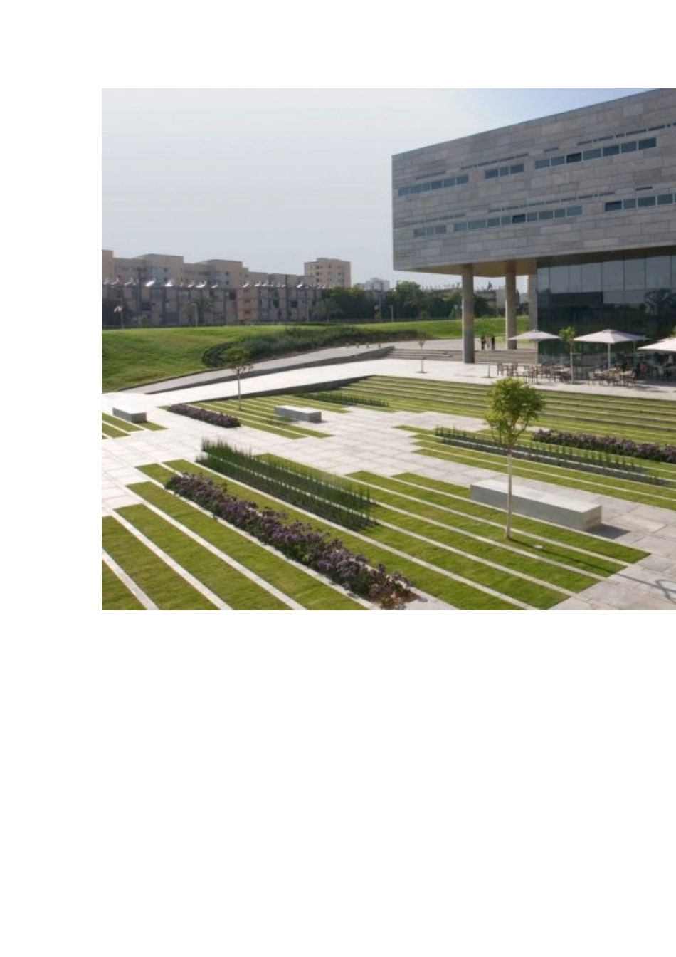 大学入口广场景观设计_第3页