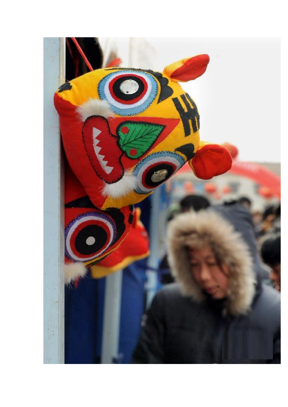 纪实摄影民俗瑰宝有传承__中原手工艺品数珍_第2页