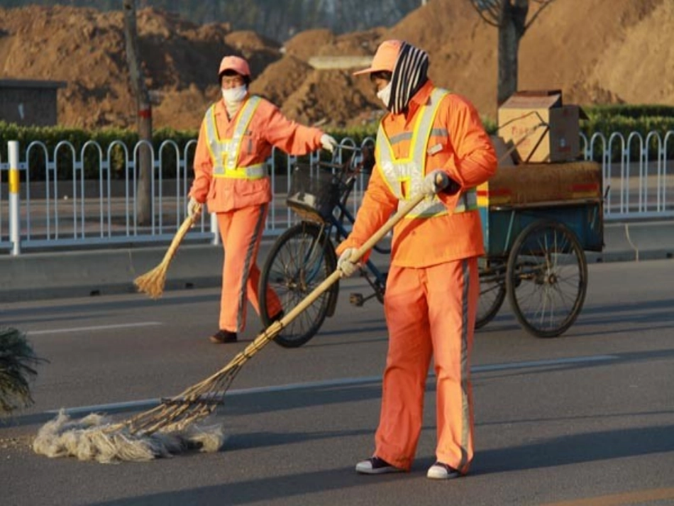 小班五一教育活动_第2页
