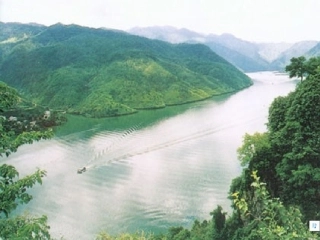 《与朱元思书》课件(1)