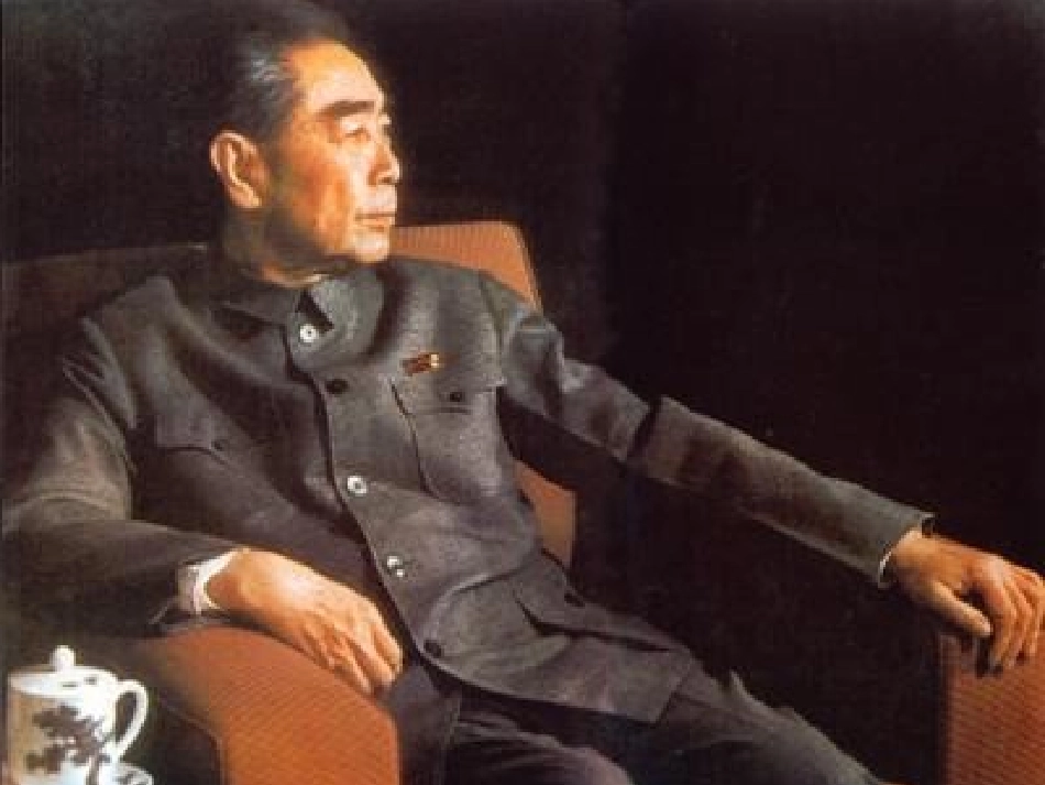 《一夜的工作》课件（23页）_第1页