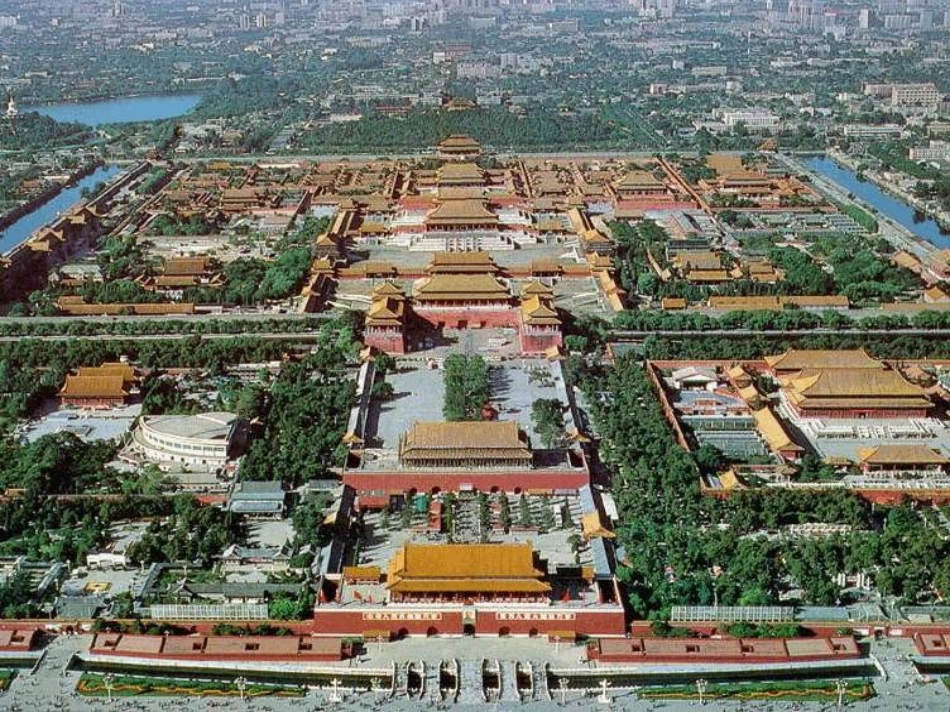 八年级语文故宫博物院_第2页