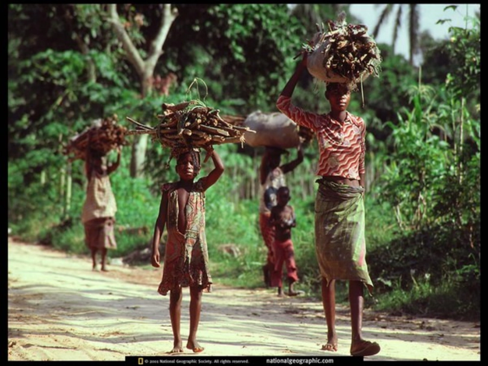 卖木雕的少年课件_第3页