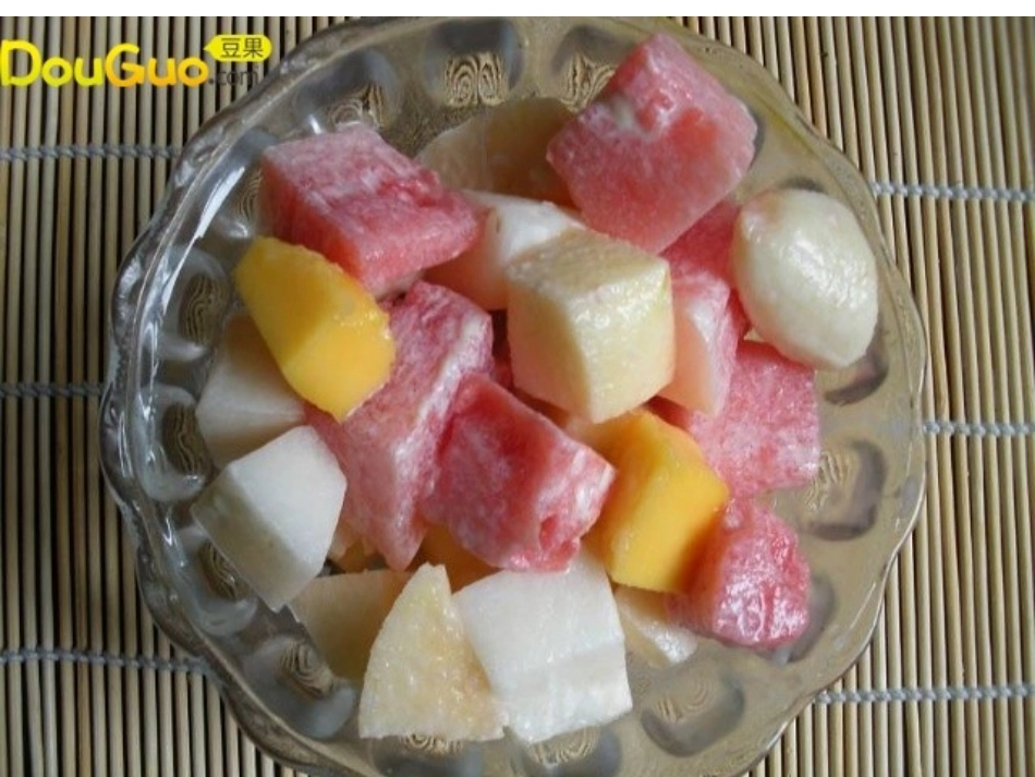 人教版三年级下册英语Doyoulikepears课件_第3页