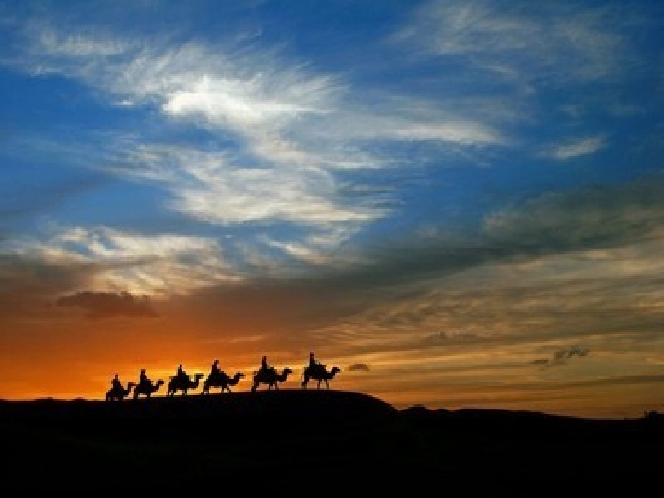 使至塞上课件_第1页