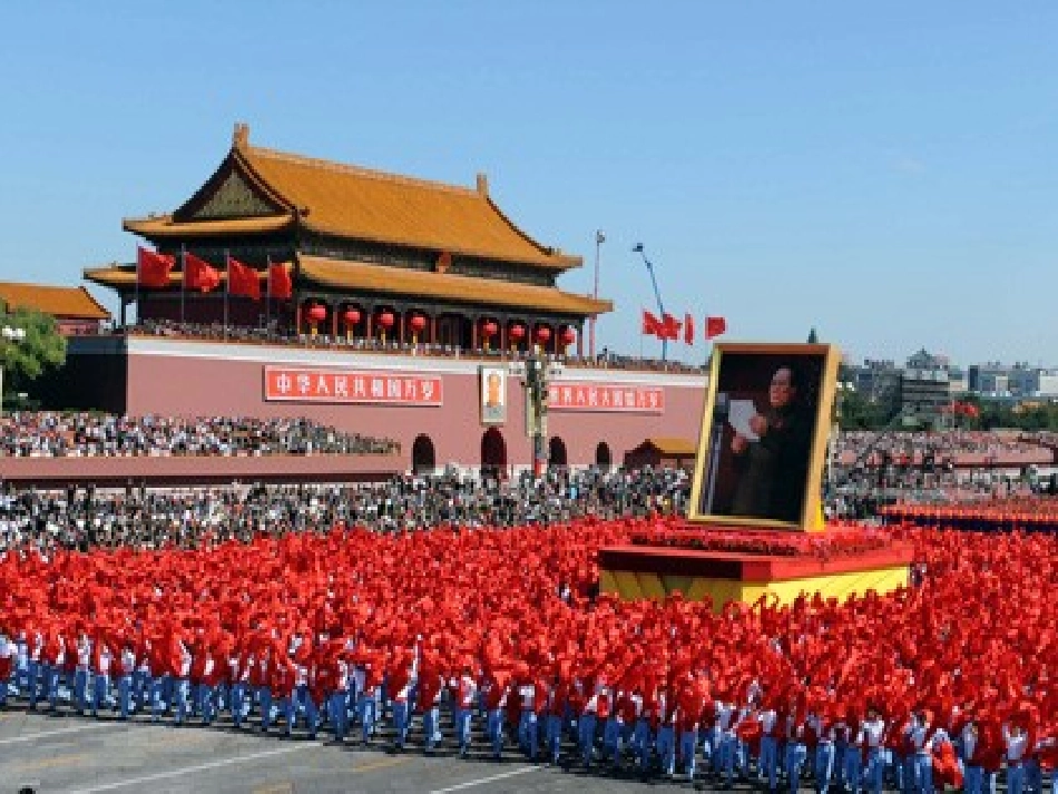 人教版三年级下册语文《检阅》_第2页