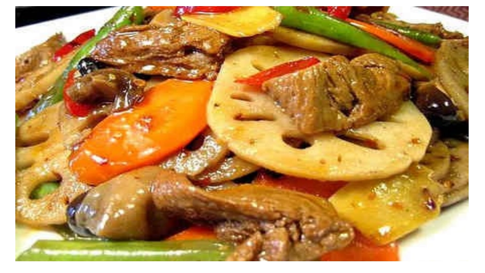 美术教学活动《莲藕印画》九矿幼儿园朱敏男_第2页