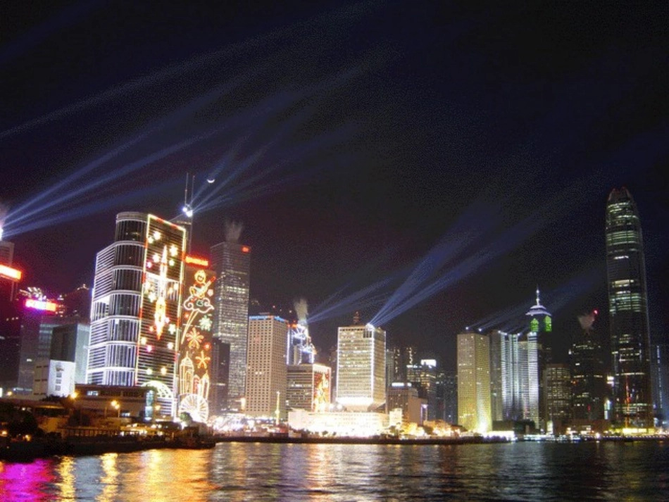 香港和澳门的回归 (2)_第1页