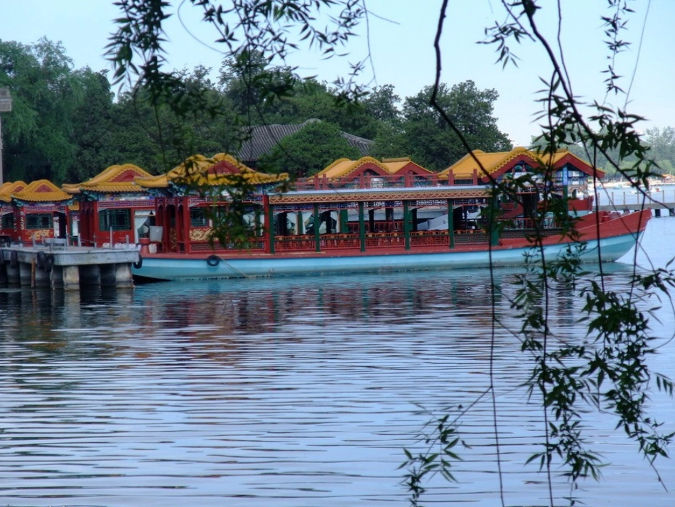 北京亮起来了备课_第3页