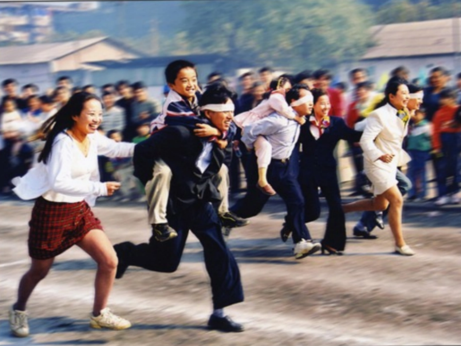 地震中的父与子PPT_第3页