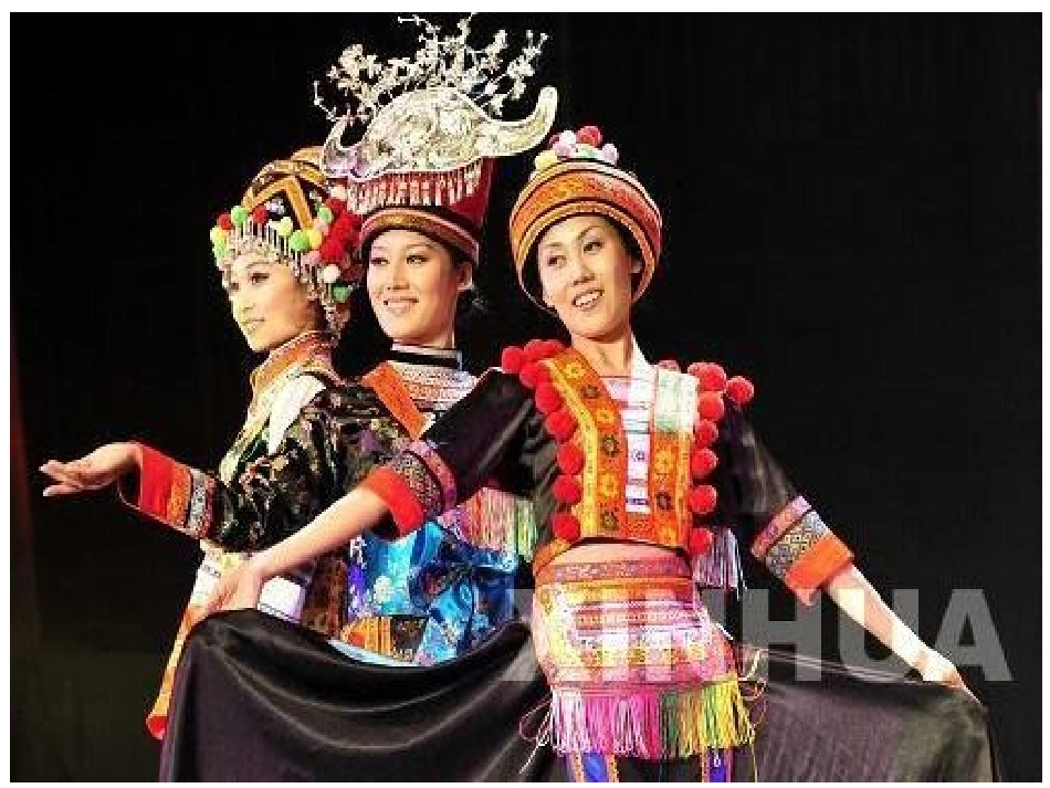 PPT课件《洋娃娃之梦》_第3页