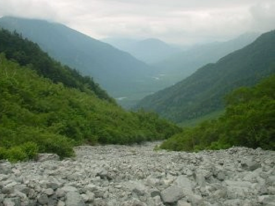 《在山的那边》课件2_第3页