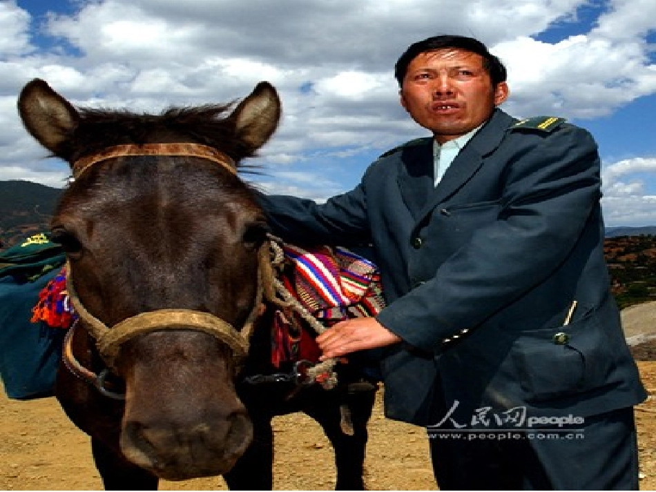 八上第十课信客_第1页