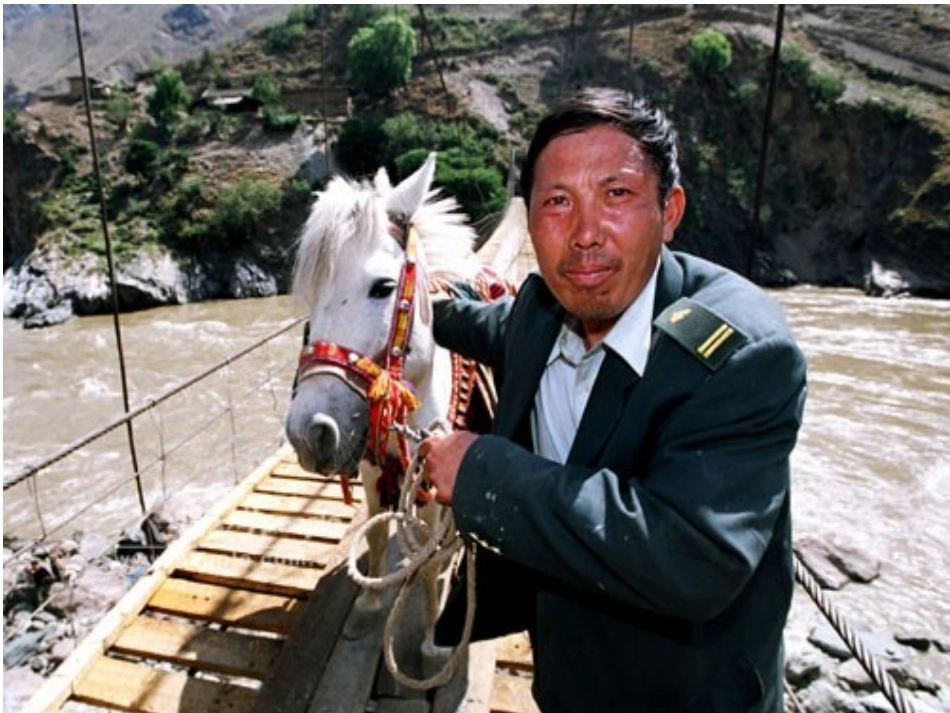 八上第十课信客_第3页