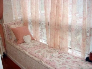 人教八年级下第11课第1课时《美化生活的装饰布》