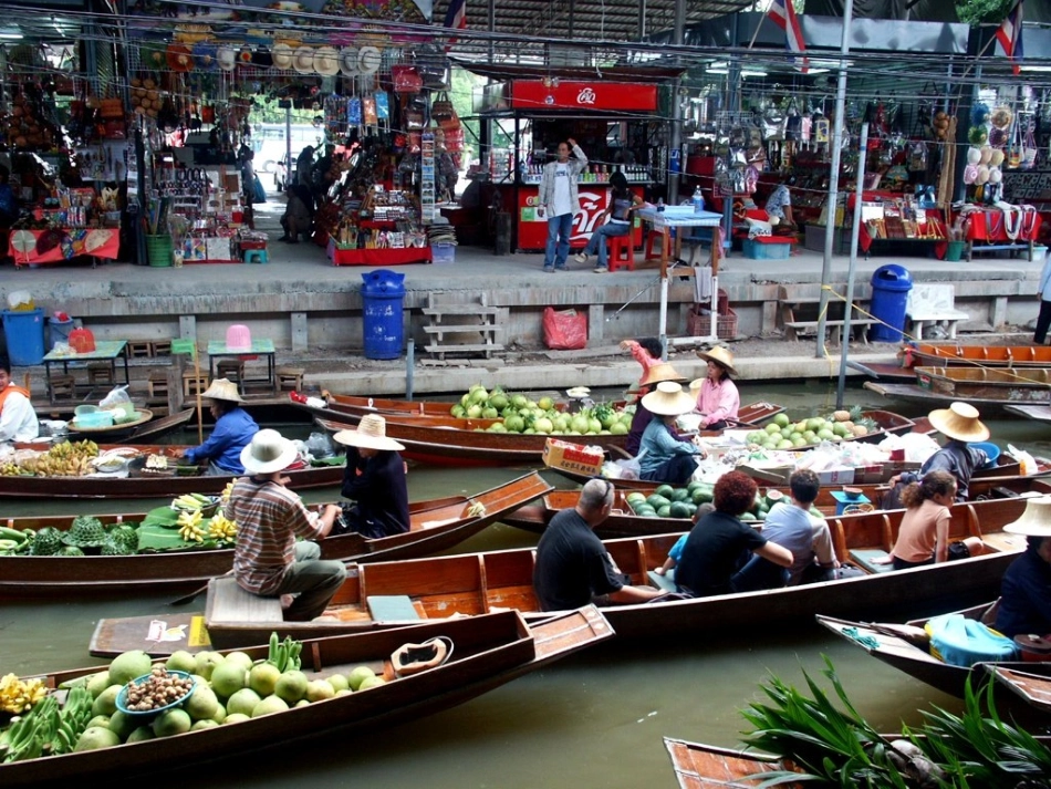 第1课--家住平原-初一历史与社会课件_第2页