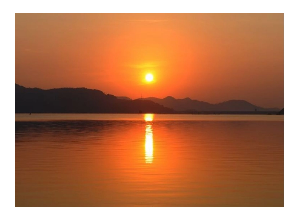 江西高校出版社多元能力实践课程中班上册《美丽的庐山日出》_第3页