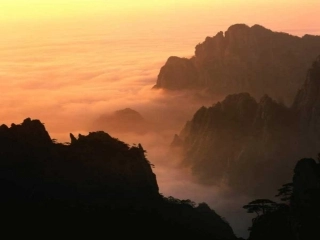 人教版小语二年级上册《黄山奇石》课件
