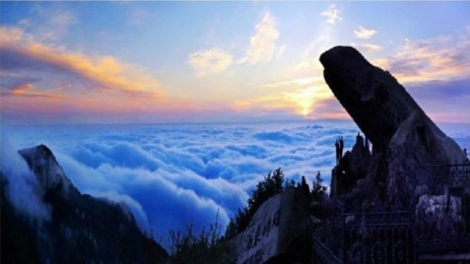 (部编)初中语文人教2011课标版七年级下册《望岳》教学课件_第3页