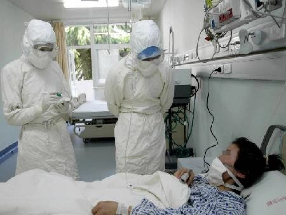 我只看见你的眼睛_第2页