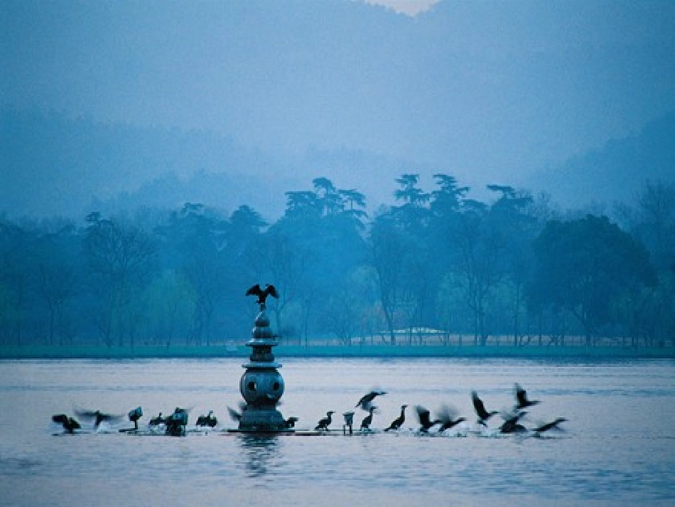 《湖心亭看雪》课件3_第2页