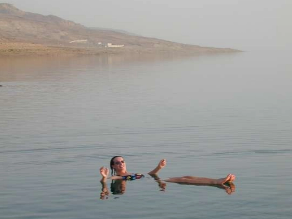 九单元课题3溶液的形成（第一课时）_第2页