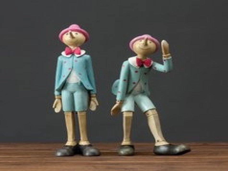 12小木偶的故事_第3页