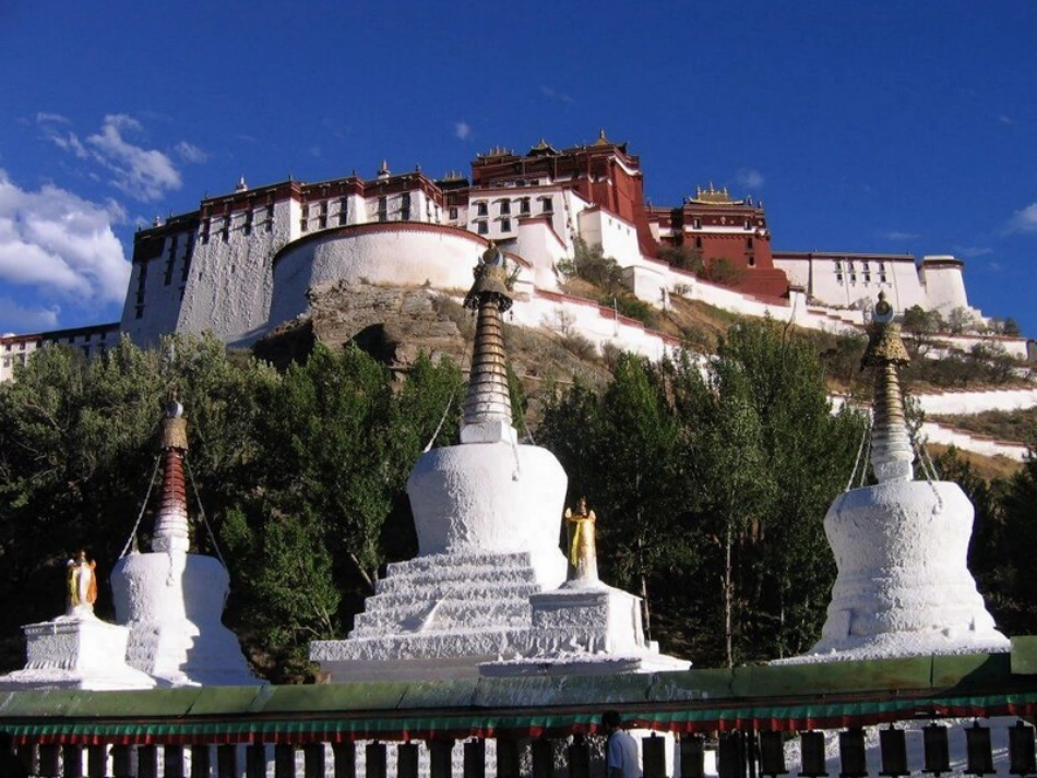 五年级语文下册《4.把铁路修到拉萨去》PPT课件_第2页