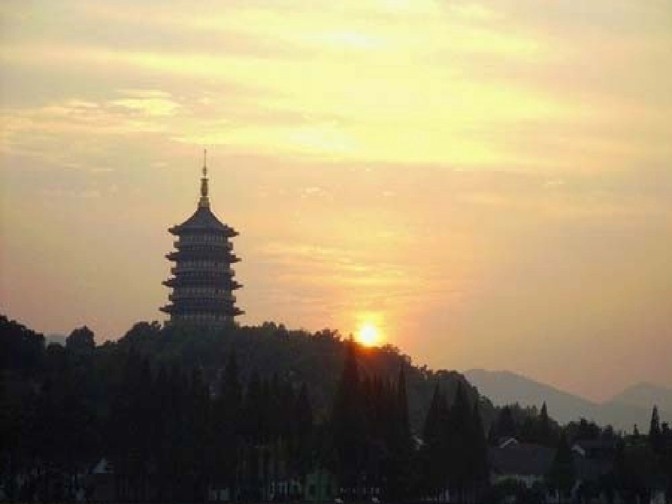 《湖心亭看雪》参考课件_第3页