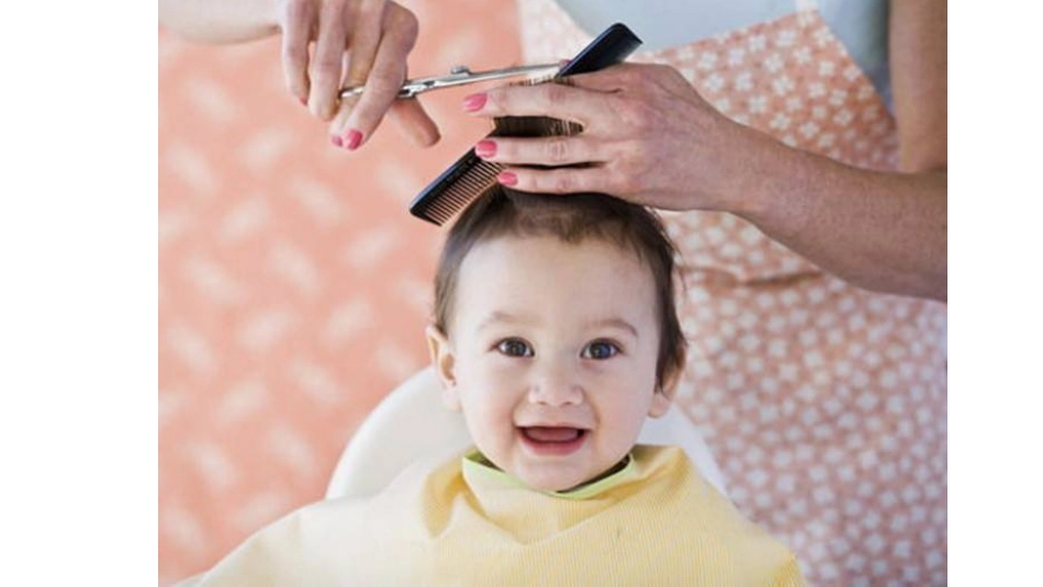 中班健康：我爱理发、洗头_第3页