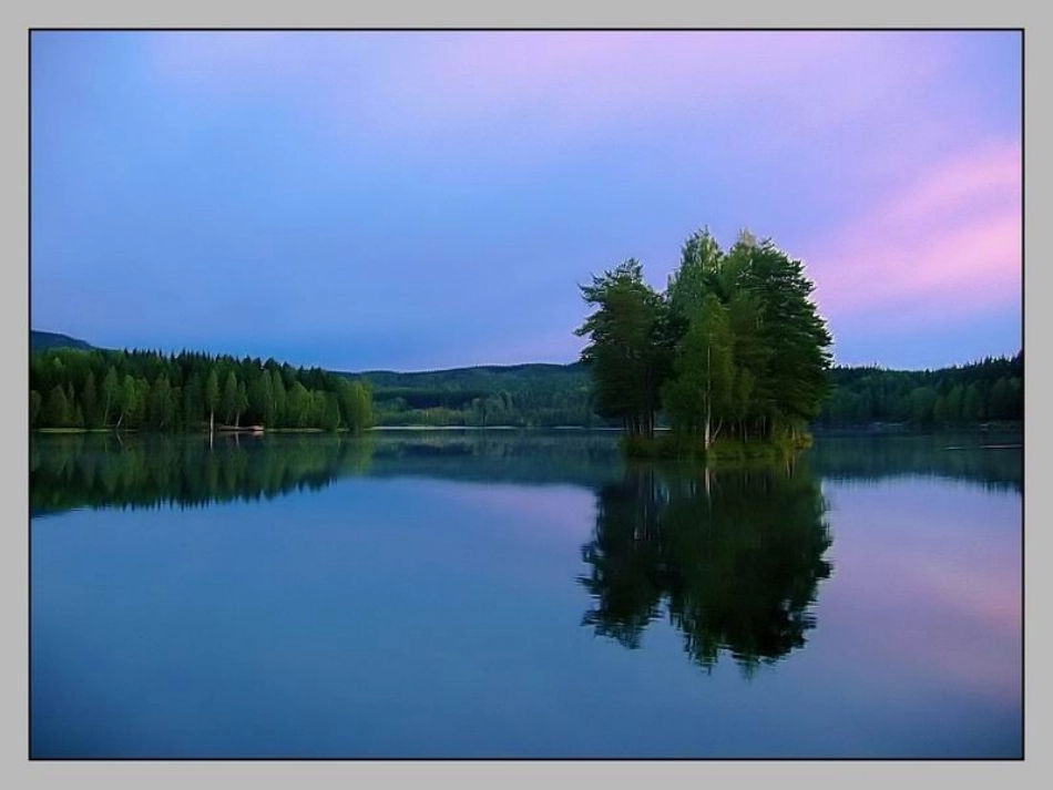 清澈的湖水课件_第3页