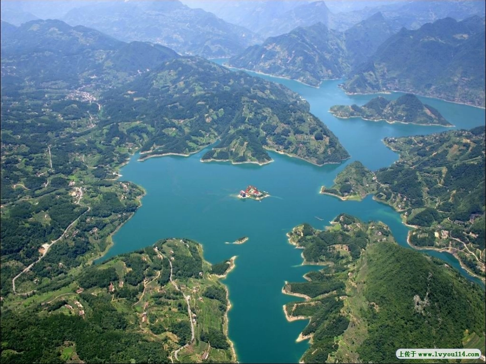 《三峡》教学课件：31页_第1页