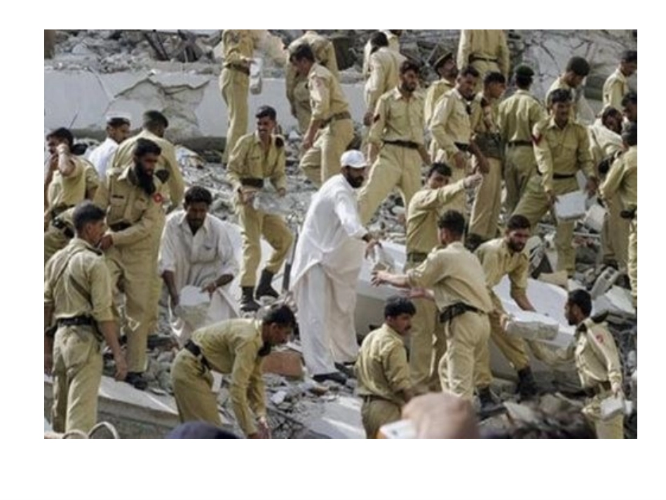 地震中的父与子_第2页