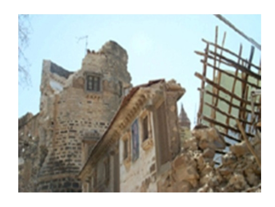 地震中的父与子_第3页