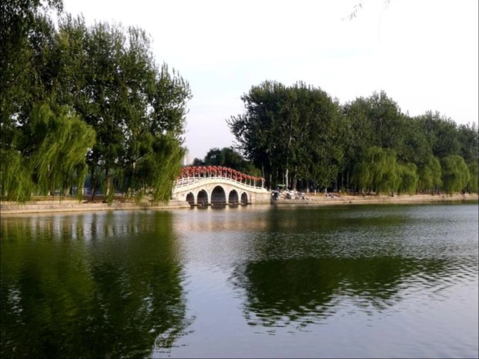 北京亮起来了 (5)_第3页