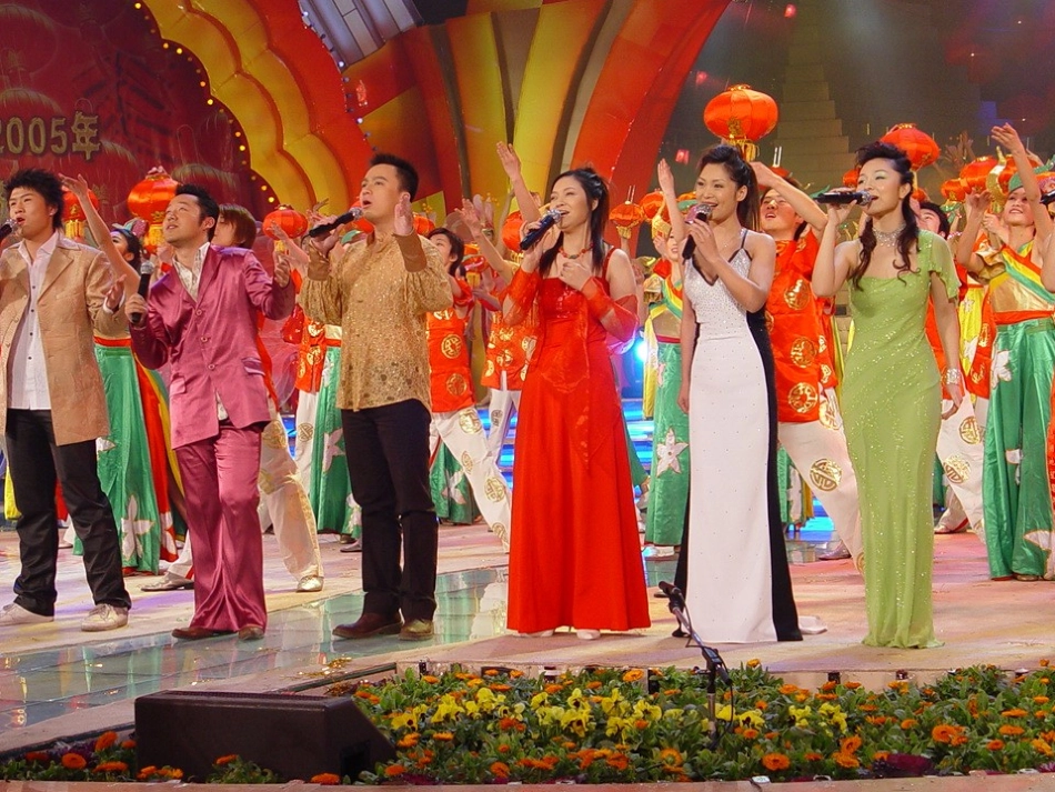 难忘今宵PPT_第3页