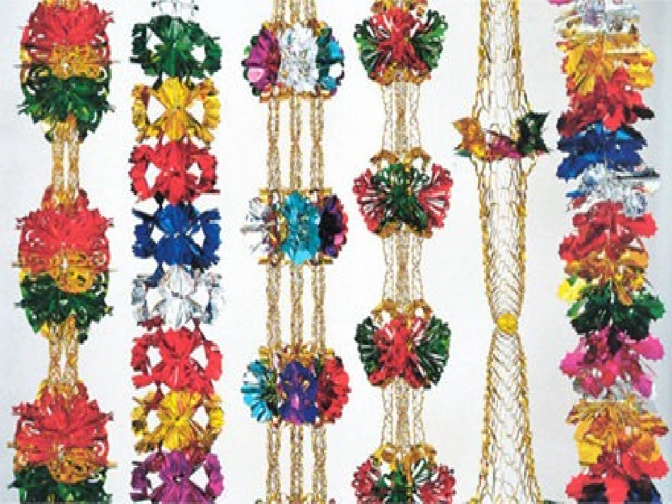 （人美版）一年级美术上册图片多彩的拉花_第2页