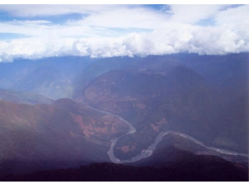 雅鲁藏布大峡谷课件 (2)_第2页