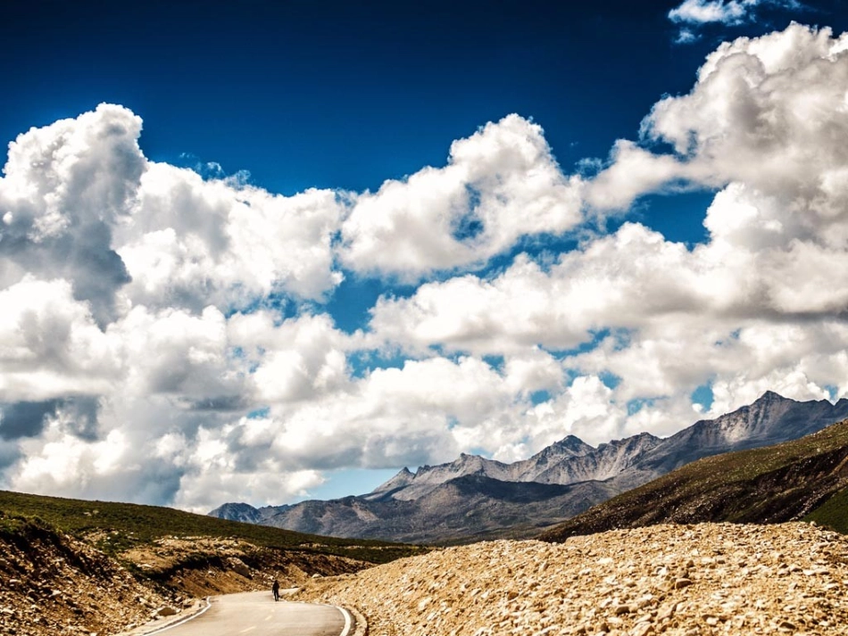 《远去的路》课件_第2页