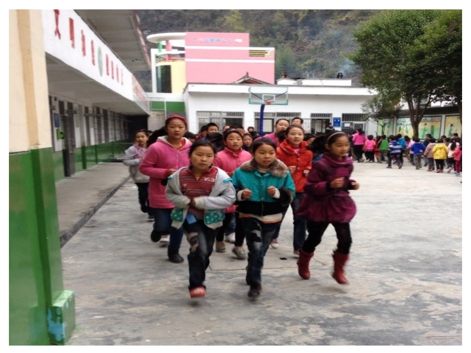 1.2我们怎样听到声音_第3页