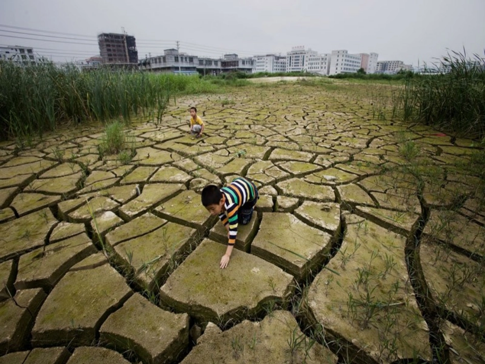 围绕主题抓住主线_第3页