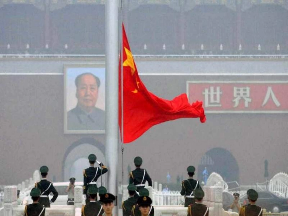 (北师大版)四年级语文上册课件_中华民族的最强音_2_第2页