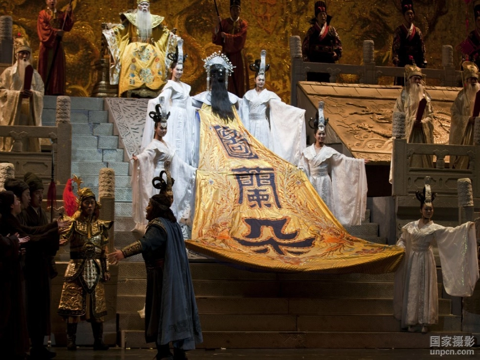 八年级上册音乐：歌剧之夜_第3页