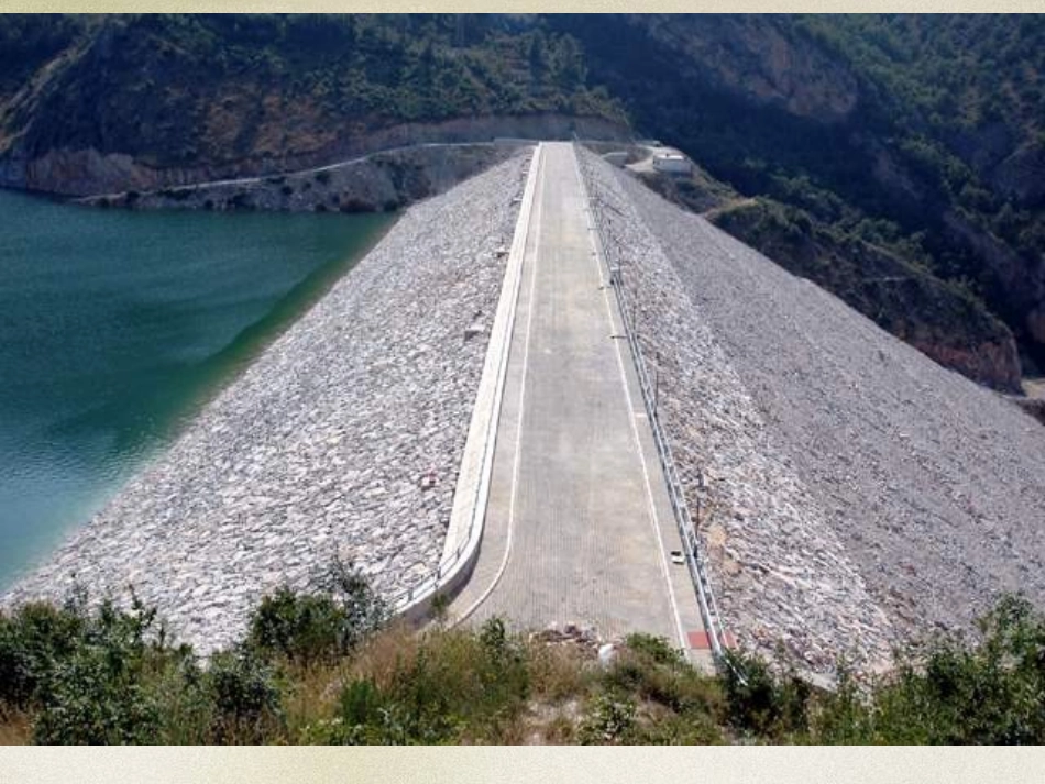 82研究液体的压强(沪科版)_第3页