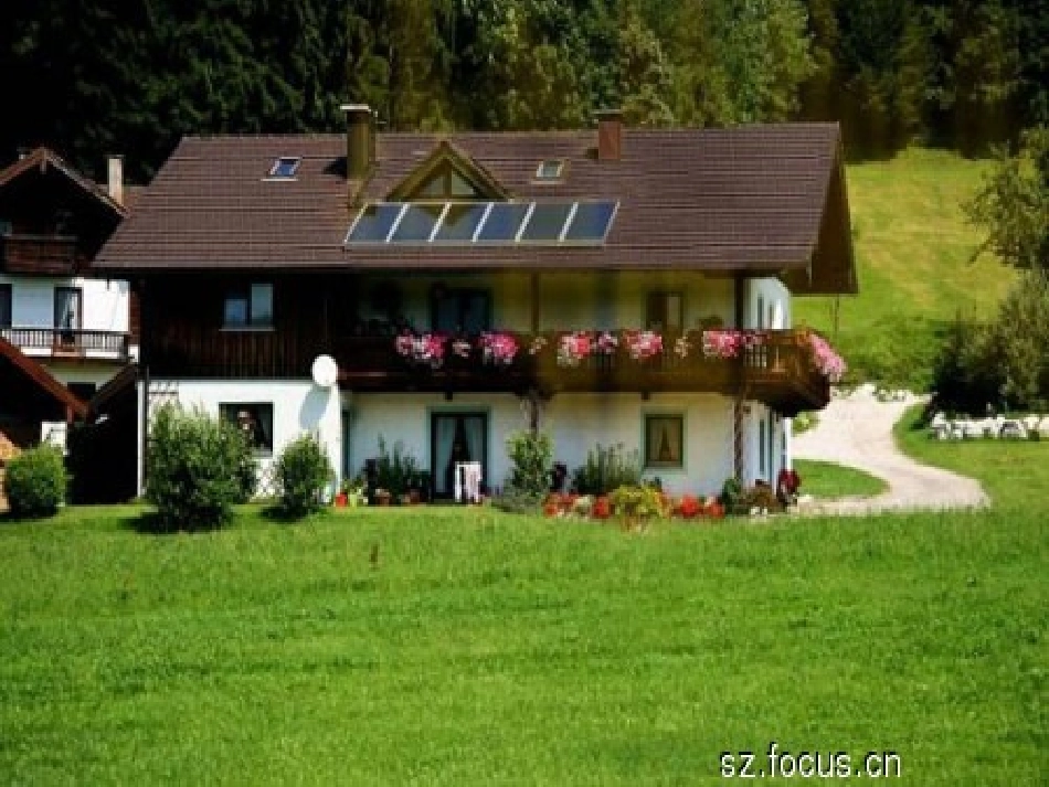 苏珊娜PPT_第2页