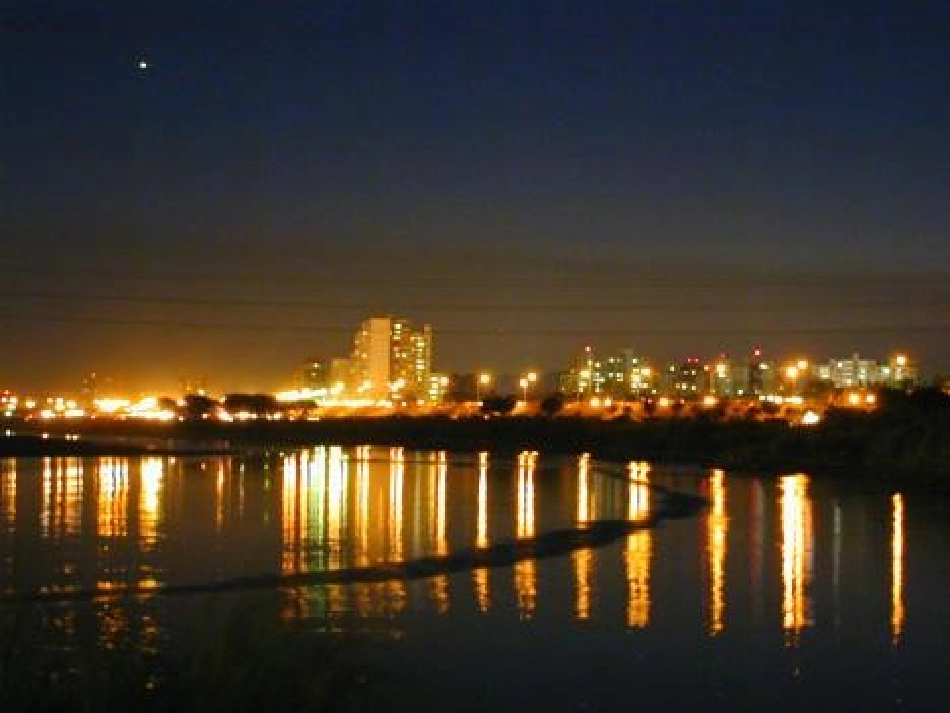 (部编)人教语文2011课标版一年级下册一年级下册语文《静夜思》第一课时课件_第3页