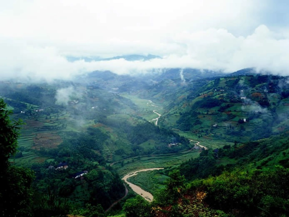 三峡之秋课件2_第2页