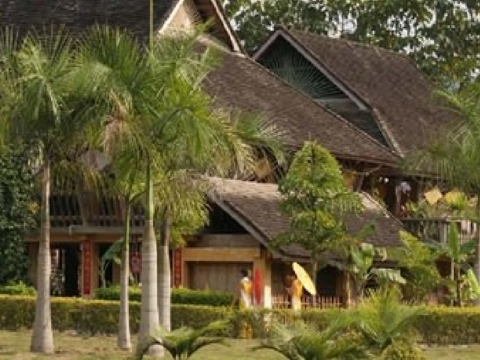 课件《山寨传声》欣赏类_第3页