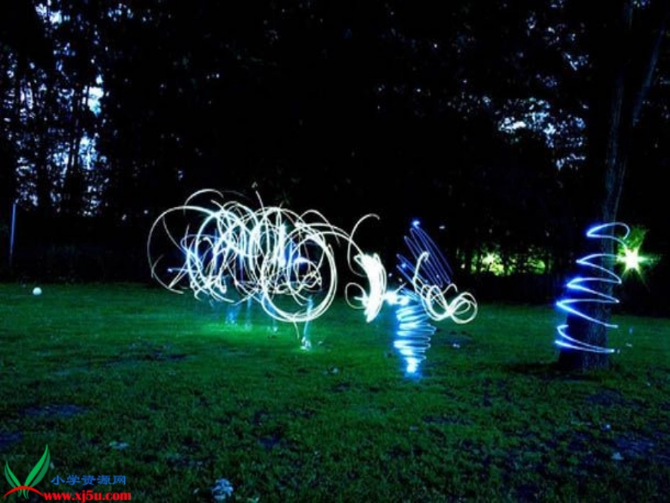 北师大版五年级语文下册《奇异的激光_3》PPT课件_第2页