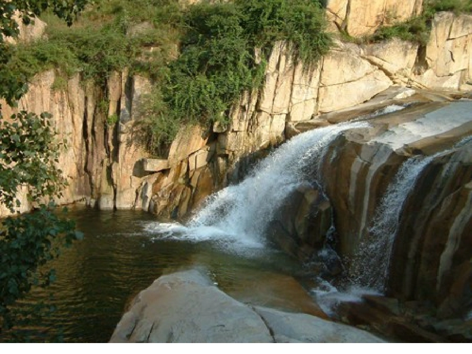 《泉水》 (4)_第1页